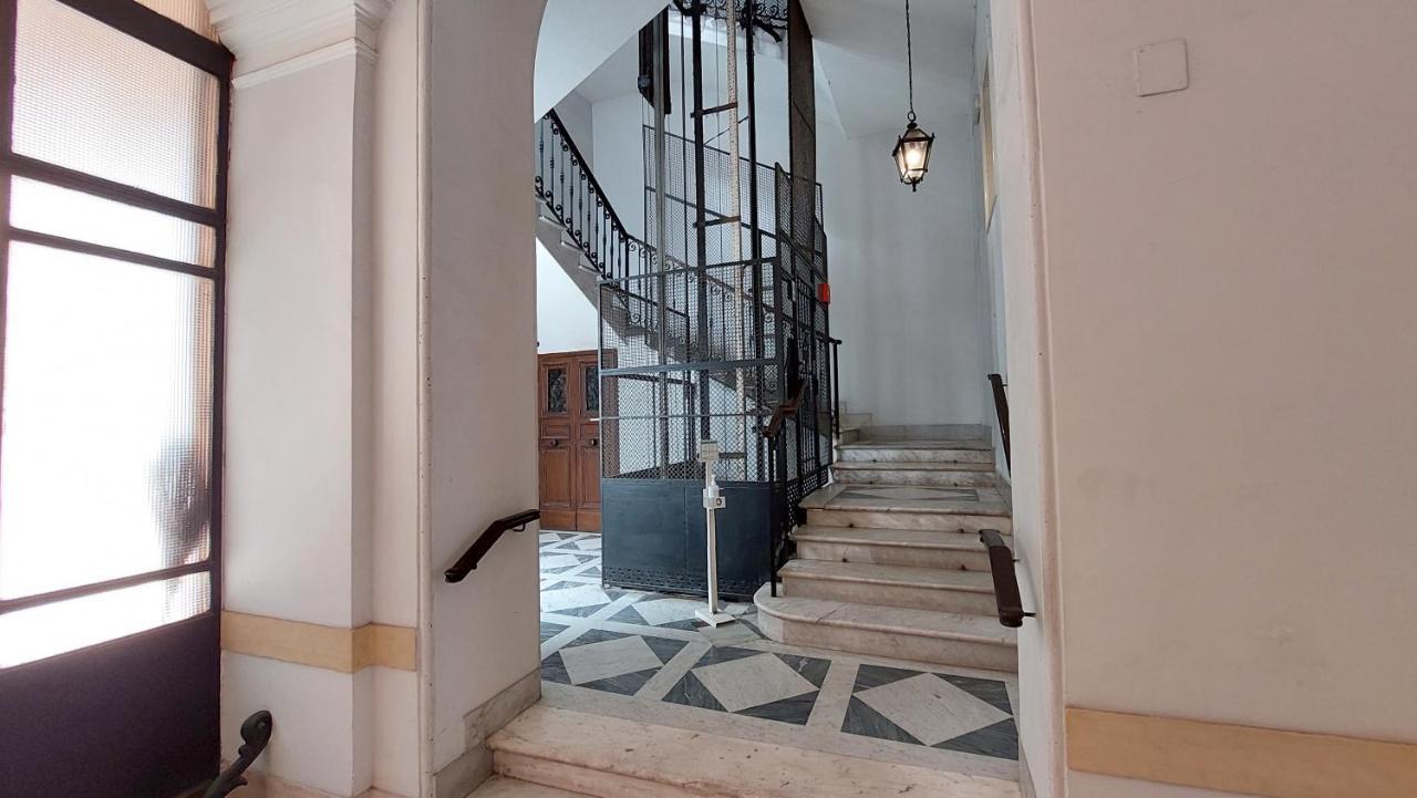 Ferienwohnung Dimora San Bartolomeo - Design, Panoramic View & Culture Rom Exterior foto